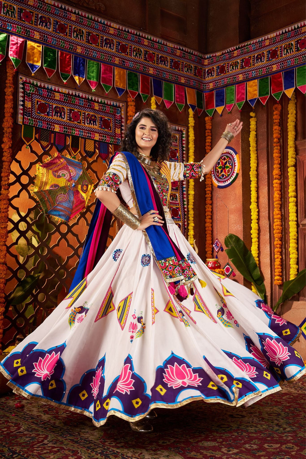 Designer White Navratri Lehenga Choli With Mirror And Hand Embroidery Work - ETHNICDEAL