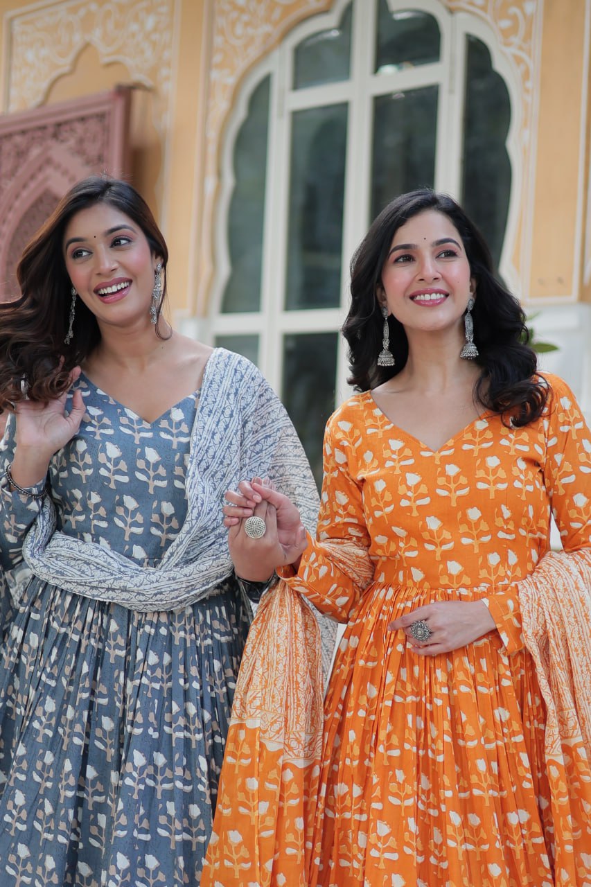 Graceful Pure Cotton 3-Piece Suit Set - ETHNICDEAL