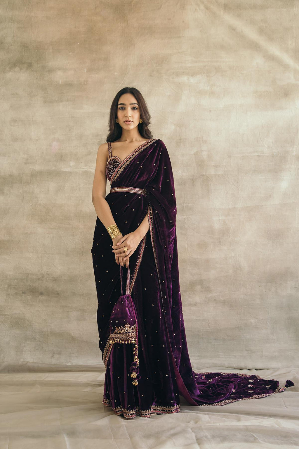 Premium Purple Gorgeous Velvet Saree with Sequin, Dori & Thread Work – Unstitched Blouse & Belt