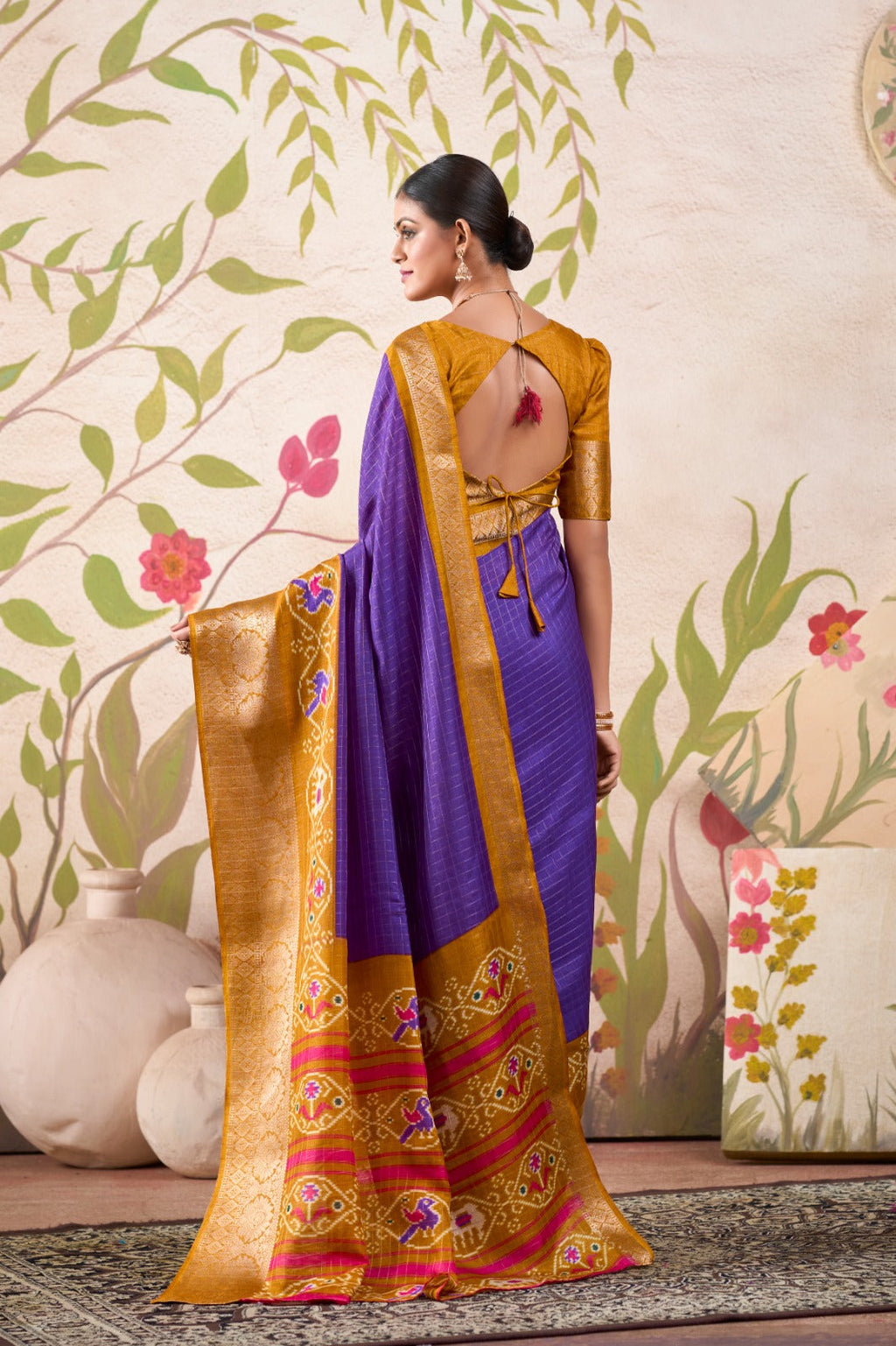 Graceful Tussar Chex Patola Printed Weaving Worked Saree - Ethnicwish