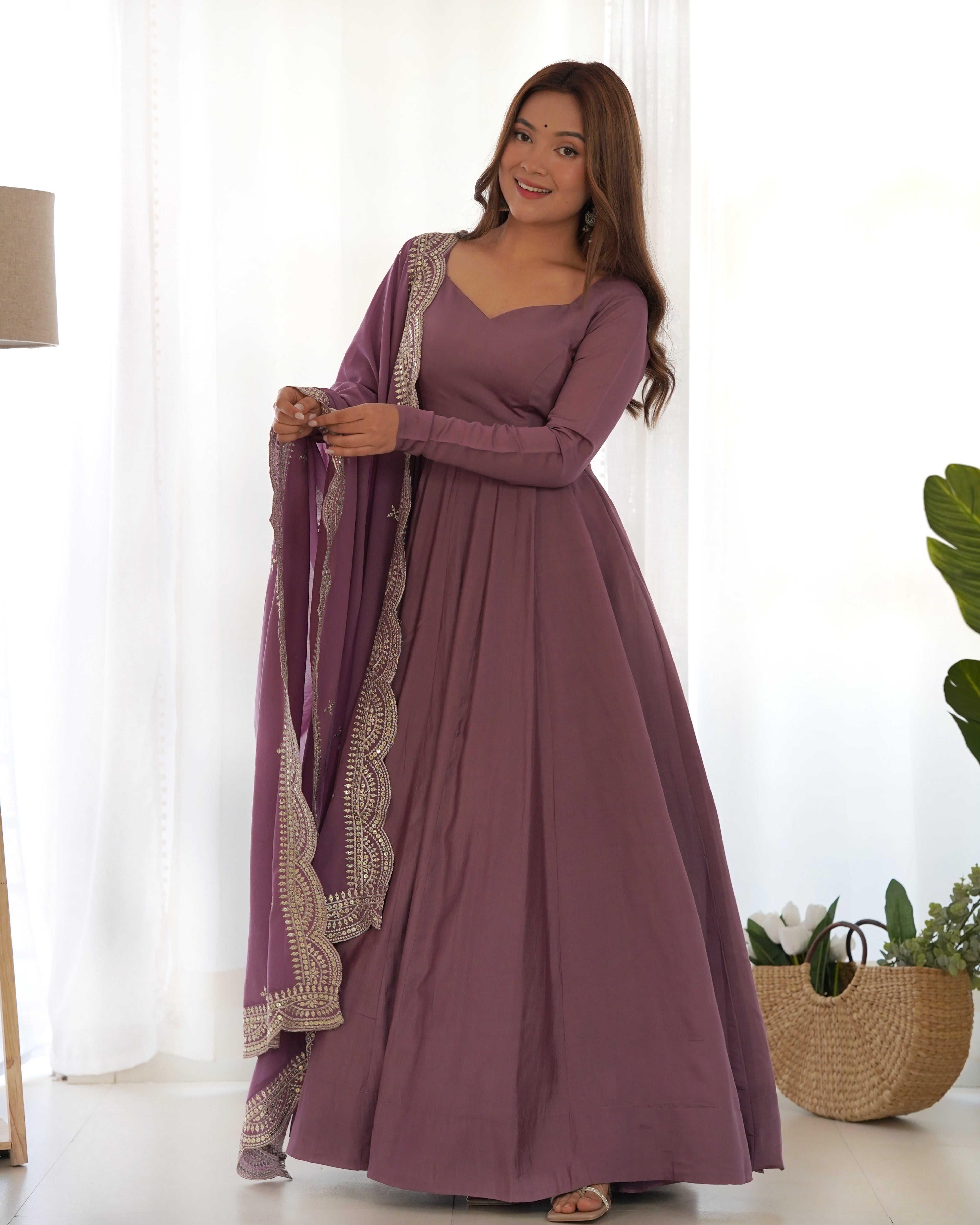 Exquisite Pure Romansilk Chanderi Designer Anarkali Pant Suit - Ethnicwish