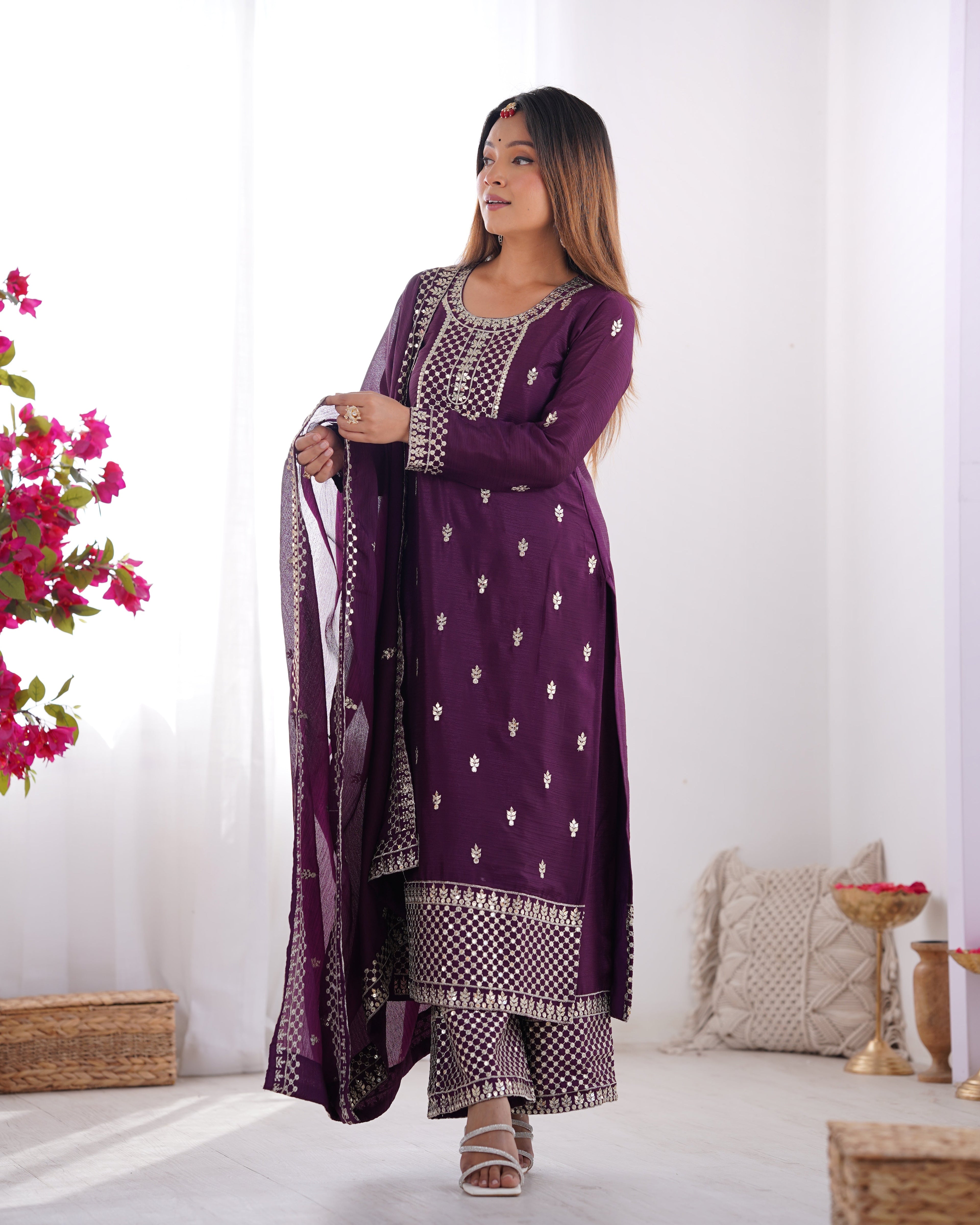 Elegant Embroidered Chinon Silk Kurta Set – A Touch of Royalty - ETHNICDEAL