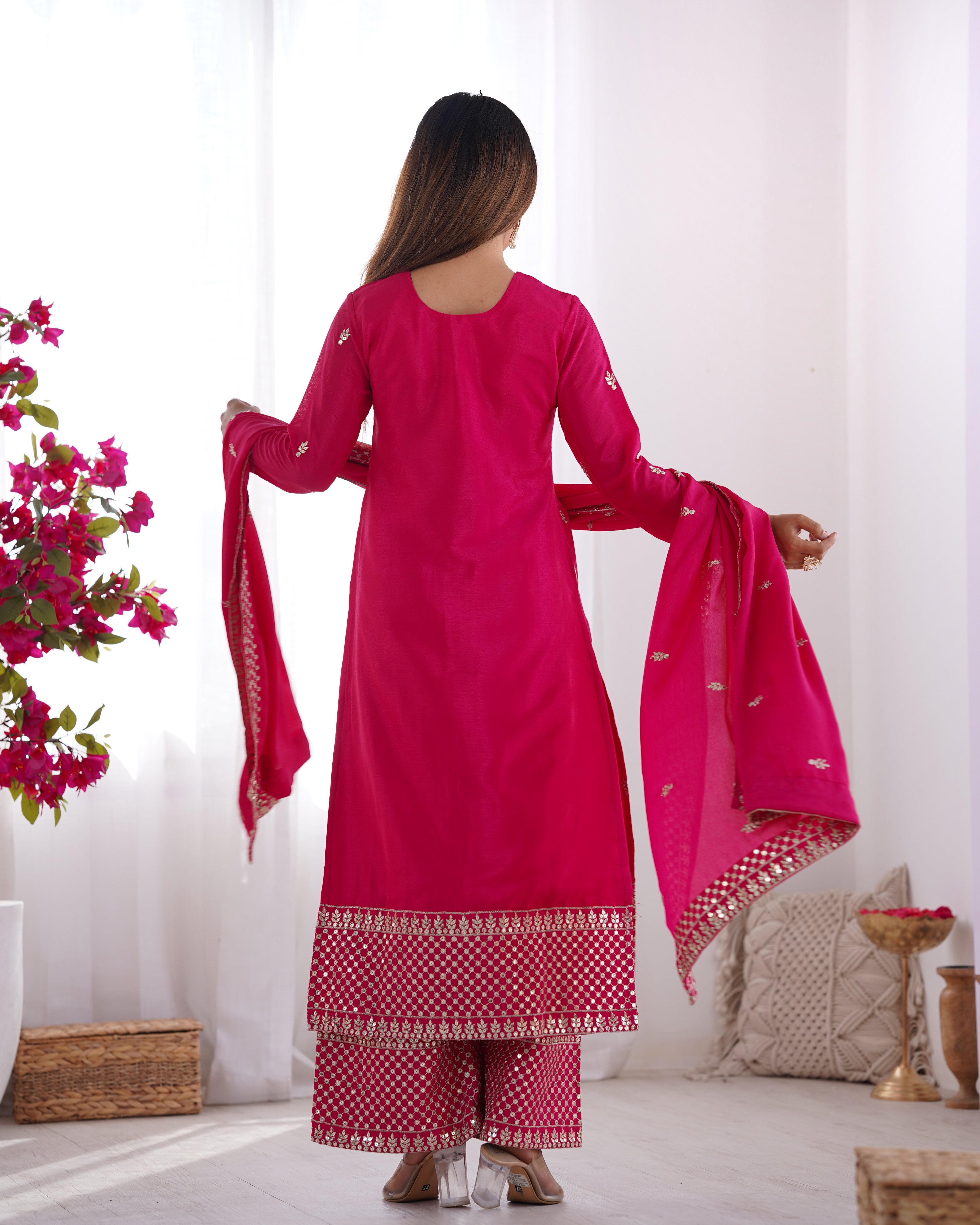 Elegant Embroidered Chinon Silk Kurta Set – A Touch of Royalty - ETHNICDEAL