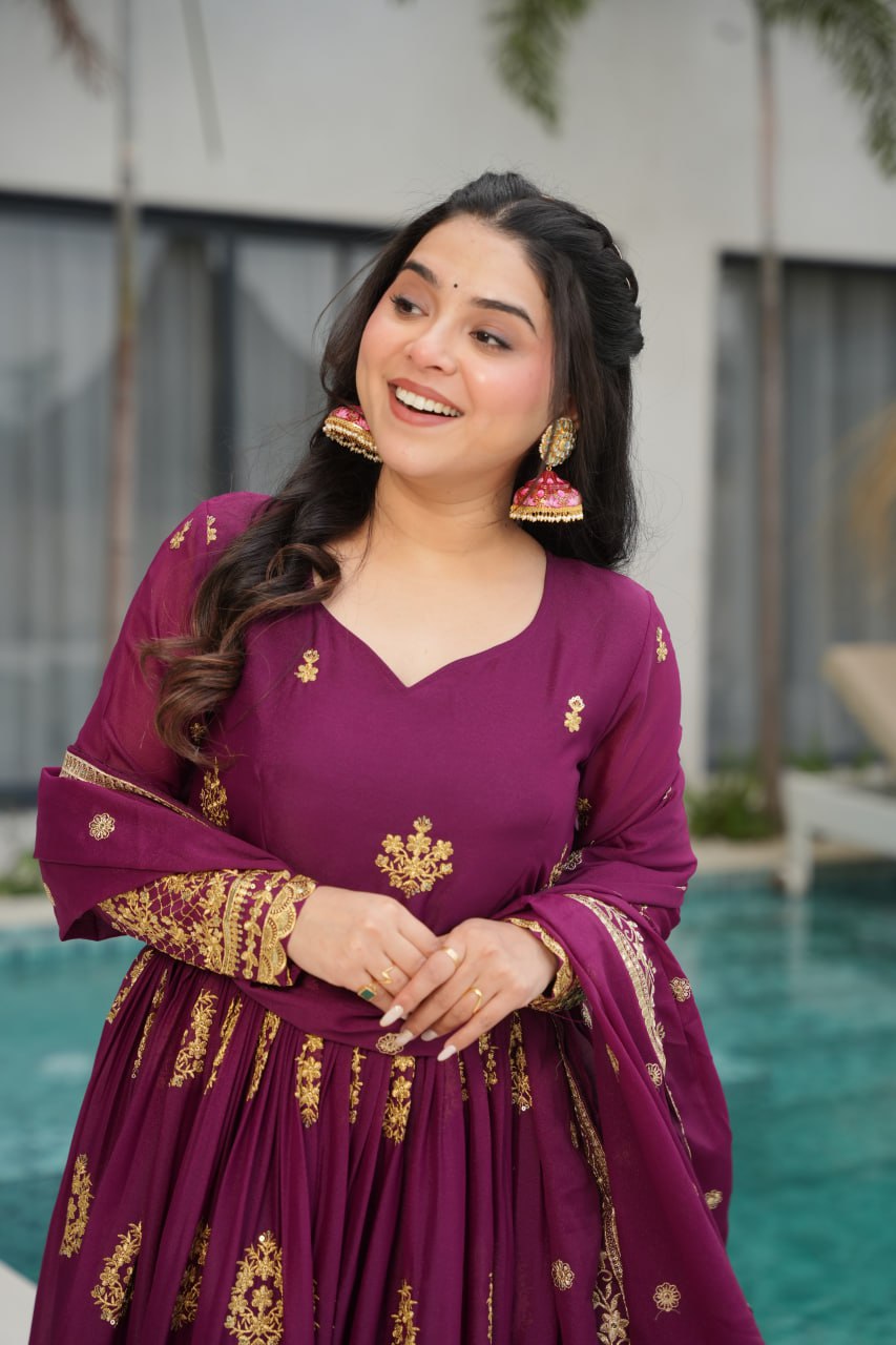 Star Georgette Zari Sequins Embroidered Gown Set With Designer Dupatta - ETHNICDEAL