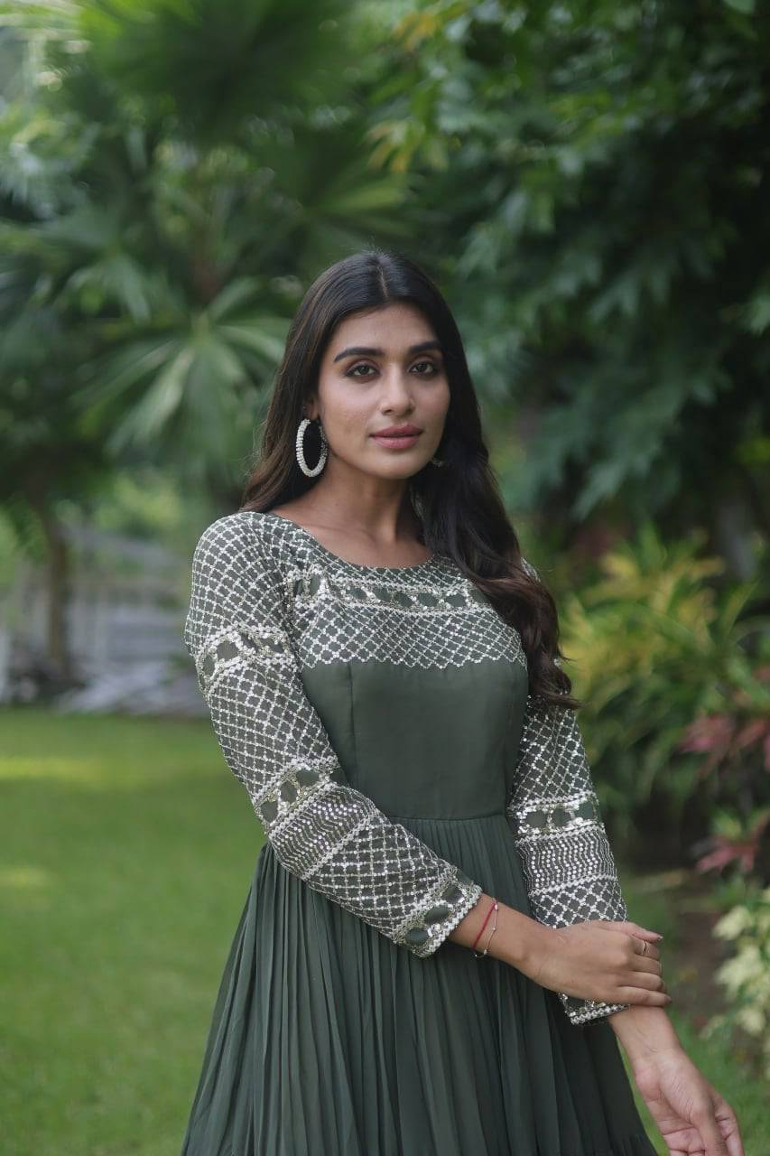 Magnetic Faux Georgette Zari Sequins Worked Gown - Ethnicwish