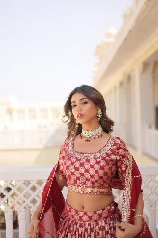 Gorgeous Viscous Jacquard Wedding Wear Lehenga Choli - Ethnicwish