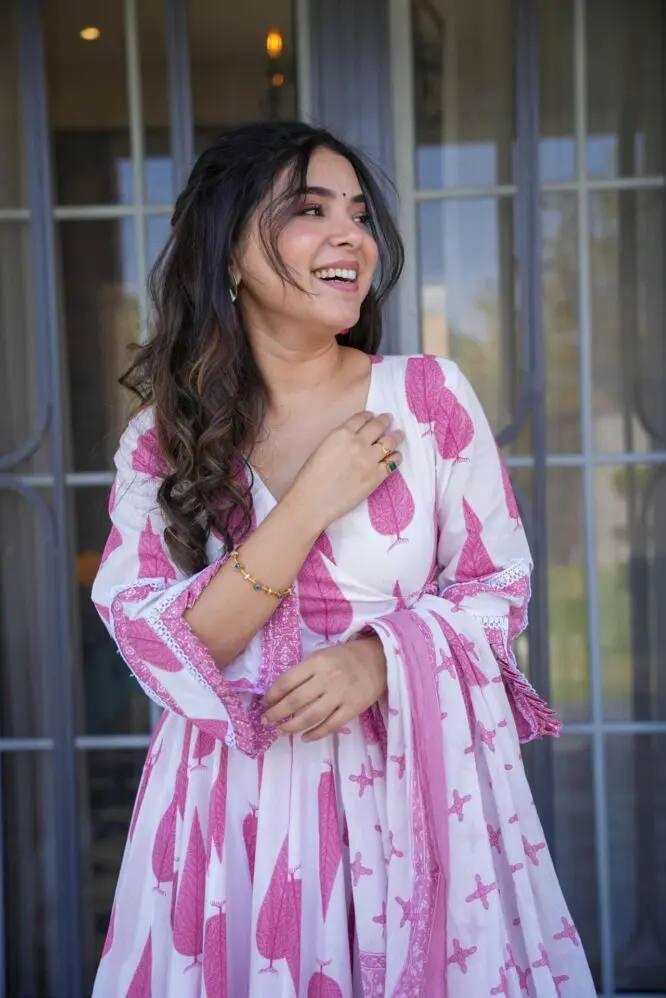 Fabulous Pure Cambric Cotton Digital Printed Anarkali Pant Suit - Ethnicwish