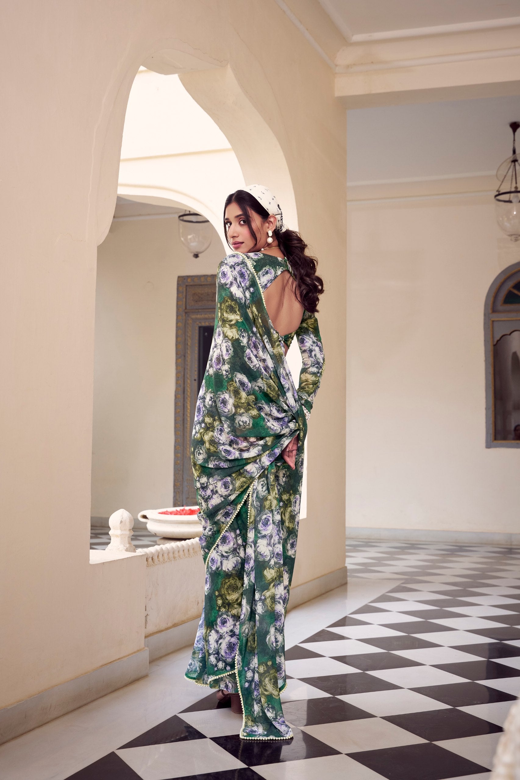 Elegant Floral Printed Saree with Pearl Lace Border - ETHNICDEAL